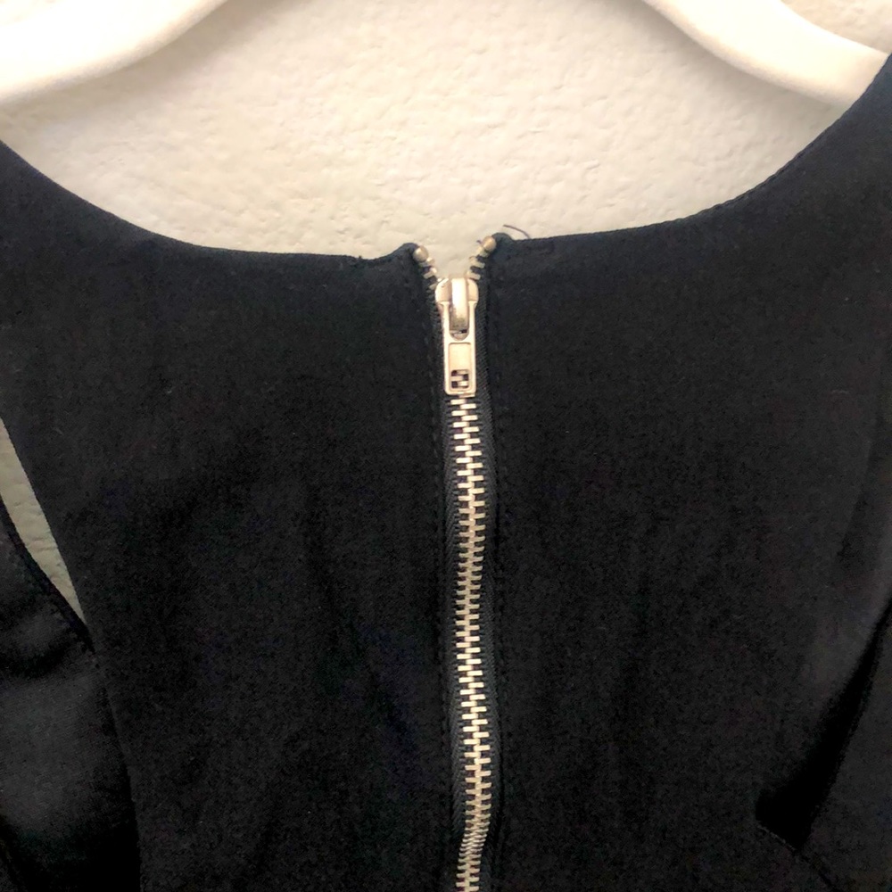 Angl Crop Top - Picture 4 of 7